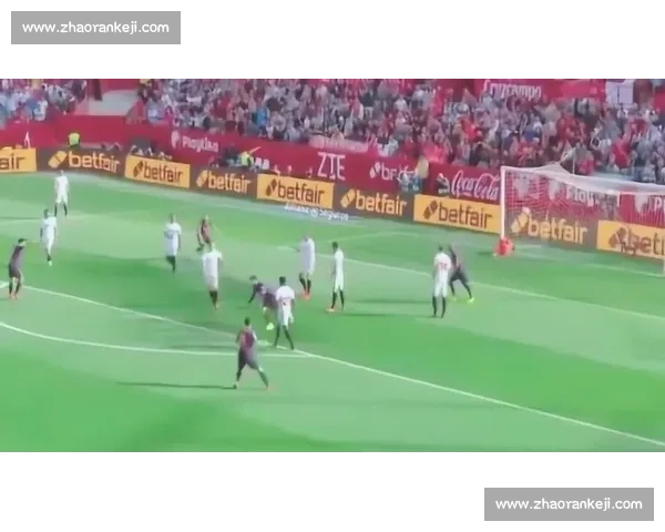 精彩回顾：本赛季足球比赛集锦，激动人心的进球与精彩瞬间一网打尽 - 副本 (2) - 副本